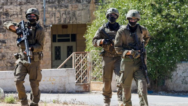 مقتل مستوطن وارتقاء فلسطيني.. تفاصيل يوم من التصعيد في الضفة